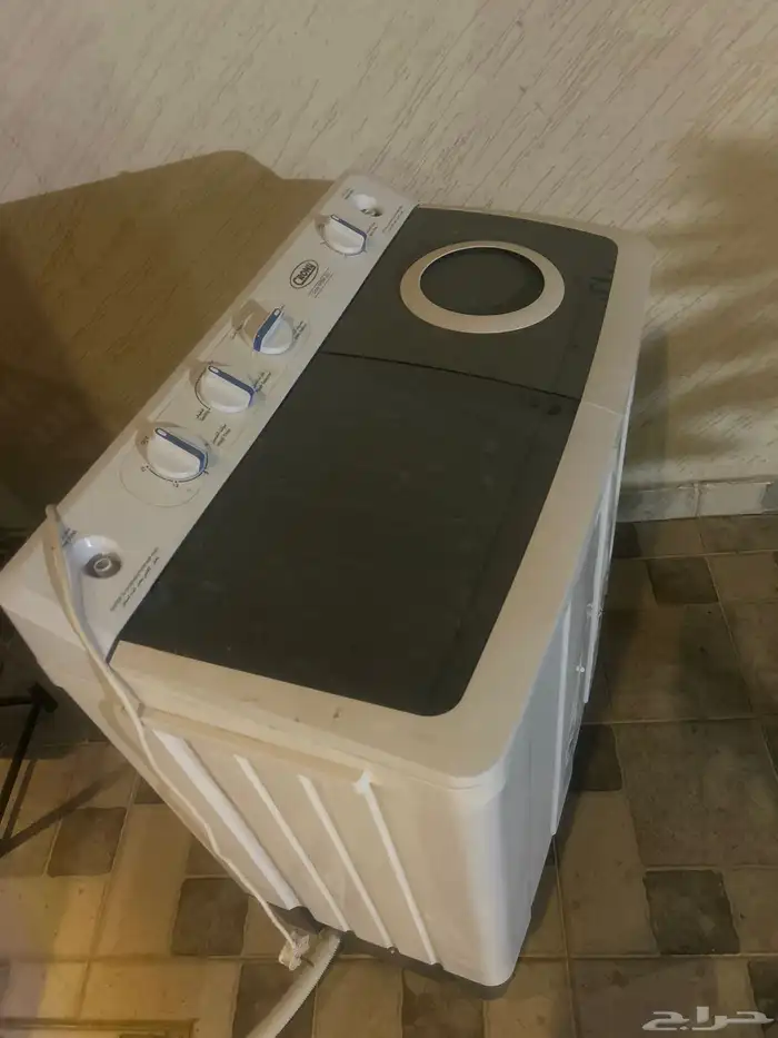 غسالة ملابس شبه جديده 0