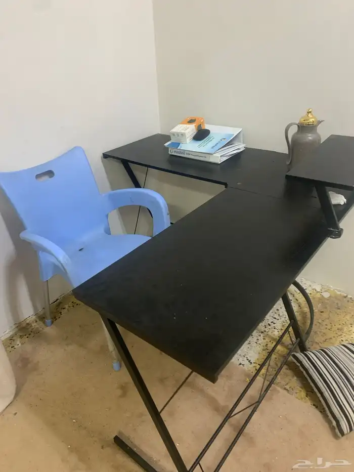 مكتب نظيف ومريح للشغل والعمل 2