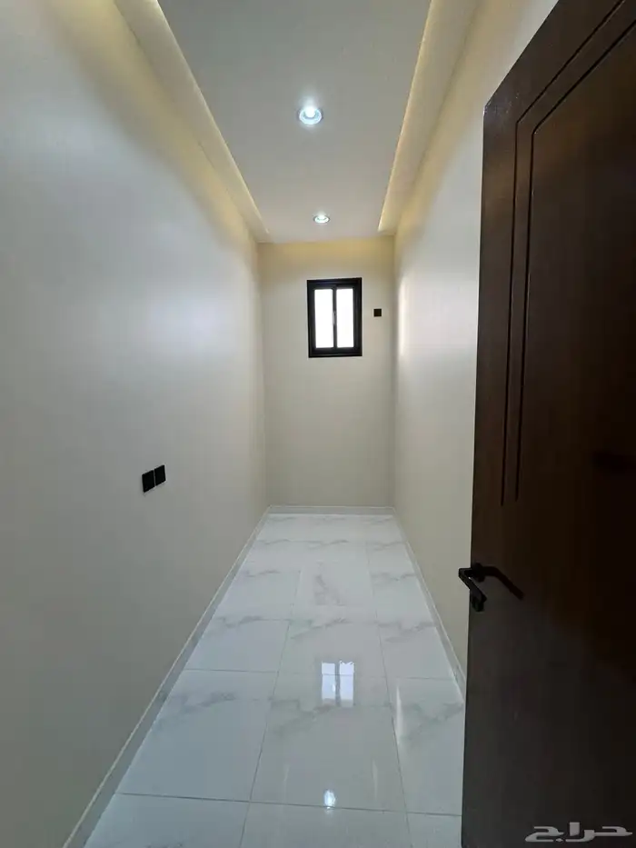 للبيع بالمحاله قرب حديقه المليون متبقي شقه علويه 530 الف 9