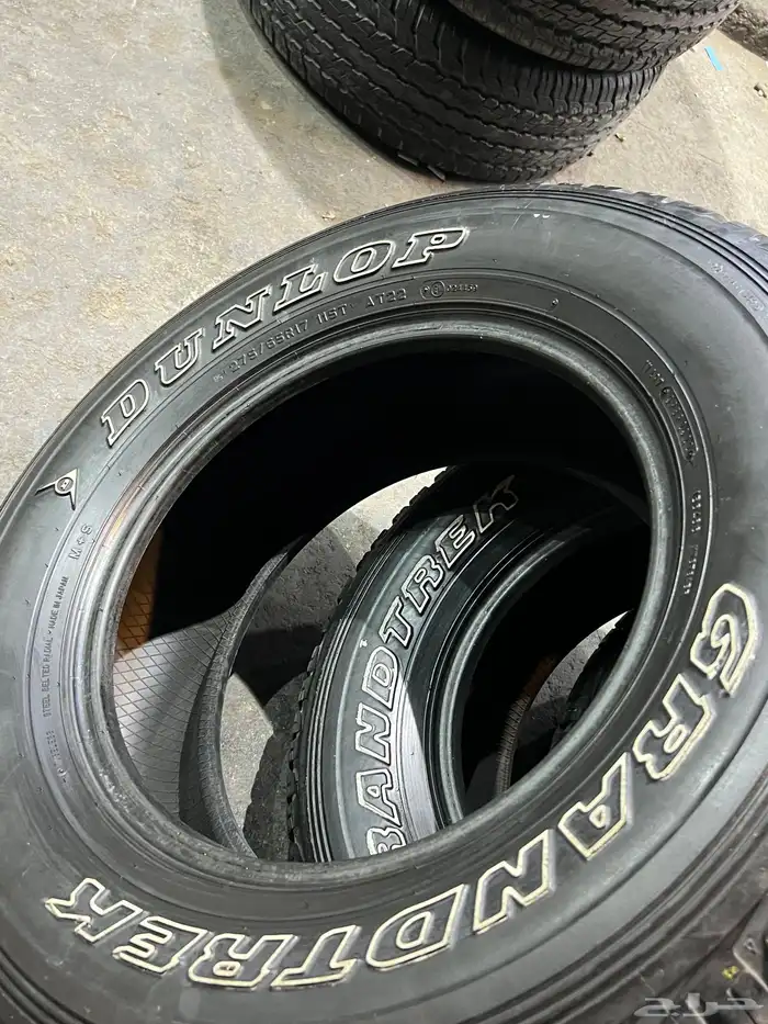 كفرات دنلوب مقاس 275 65 17 تاريخ 2022 نضيفه بالمره اصلي 25