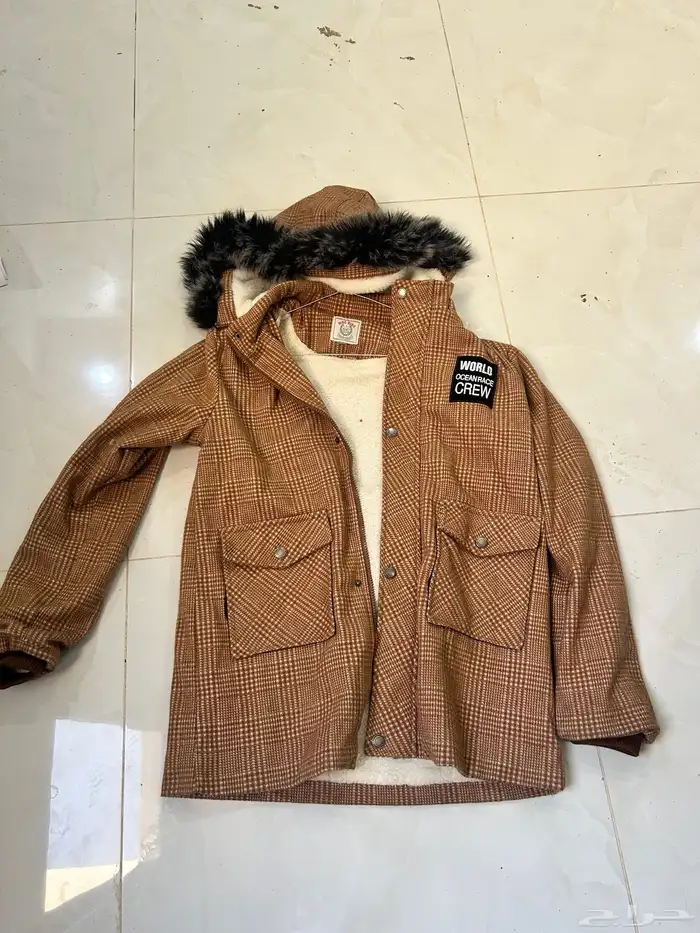 ملابس شتوية نظيفة لابس قليل لا يتواصل الا صامل فقط 17