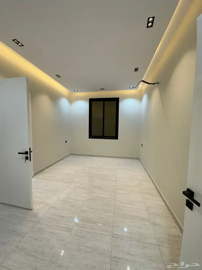 للبيع ادوار ارضية وعلوية بمساحة 240 متر خميس مشيط 16