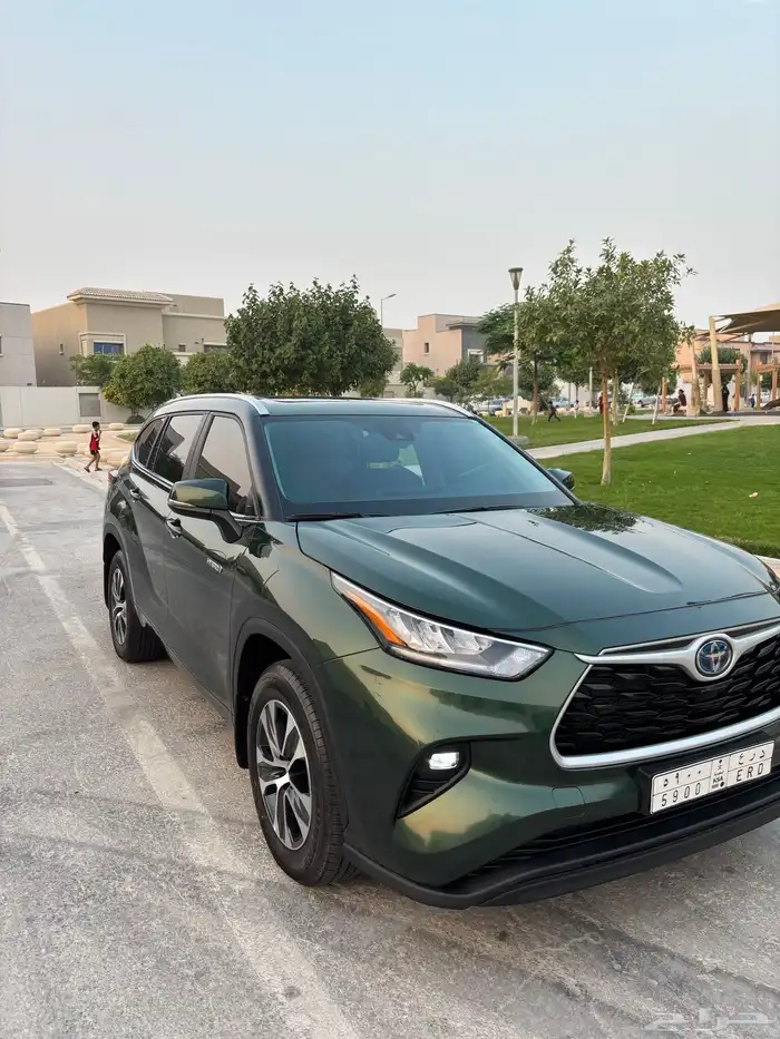 للبيع هايلاندر GLE موديل 2023 نظيفه وكاله 0