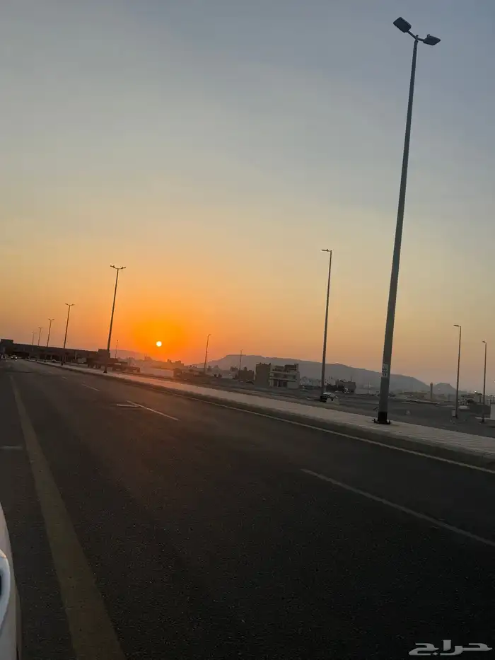 للبيع ارض تجارية في مخطط النبلاء م660 خلف خلاف بعد محطة نفط 19