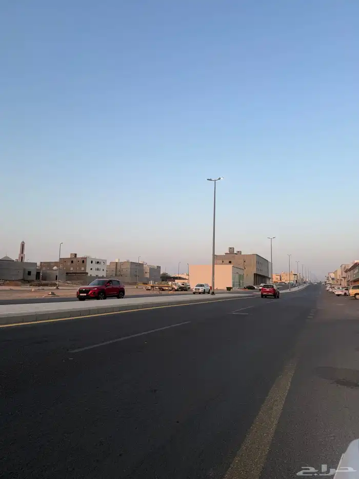 للبيع ارض تجارية في مخطط النبلاء م660 خلف خلاف بعد محطة نفط 31