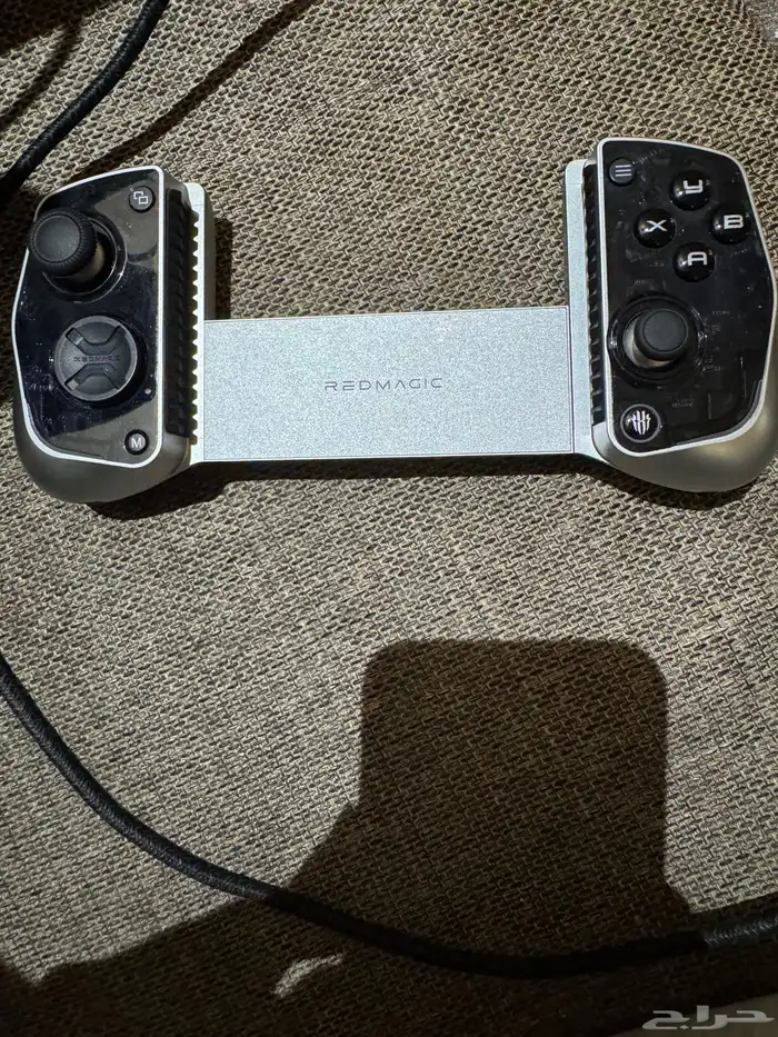 يد تحكم ريد ماجيك شادو 3 وسماعة هايبر إكس 3 0