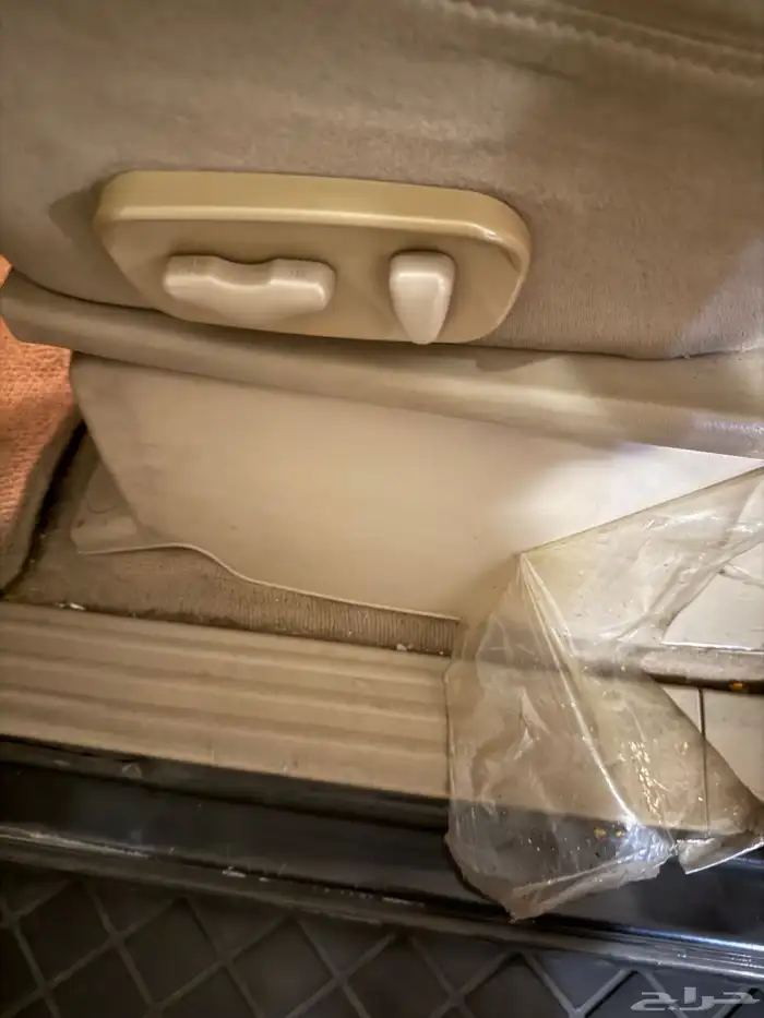 سيارة ارماده للبيع 14