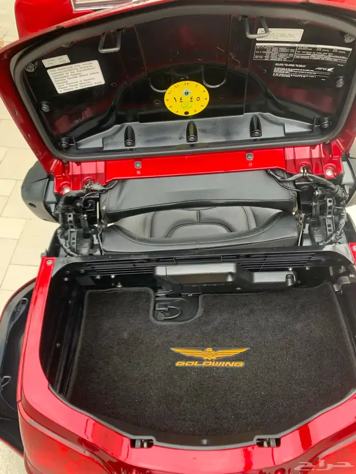 للبيع دراجة قولد 2012 Lvel 4 شاشة كبيره 6