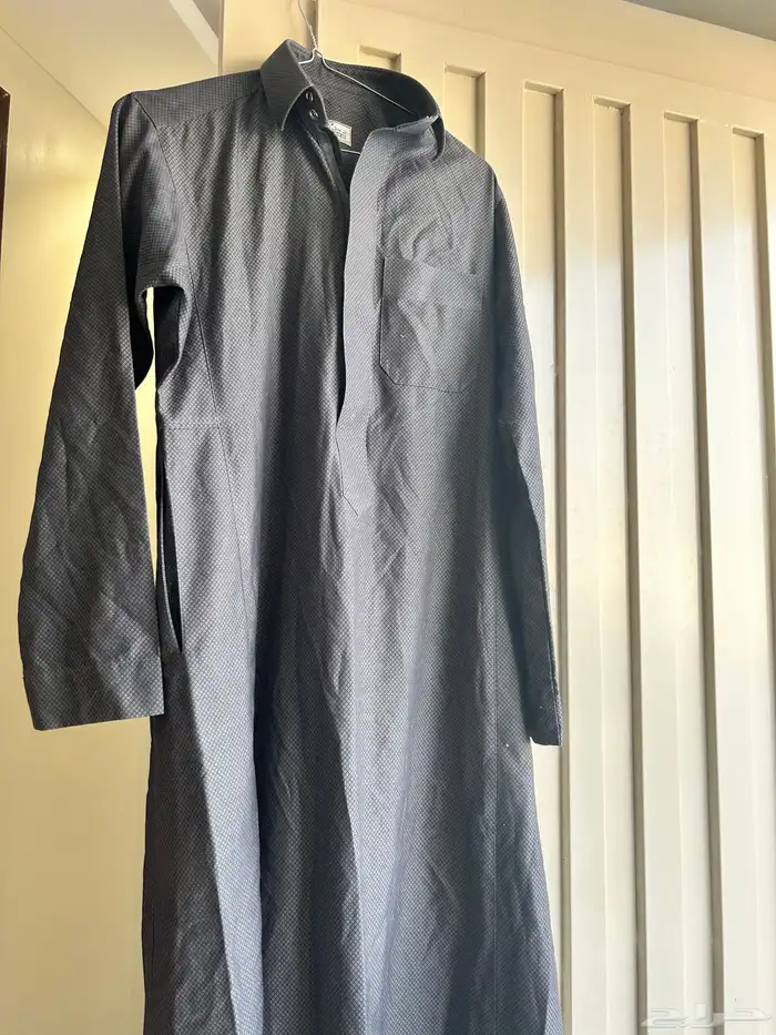 ملابس شتوية نظيفة لابس قليل لا يتواصل الا صامل فقط 15