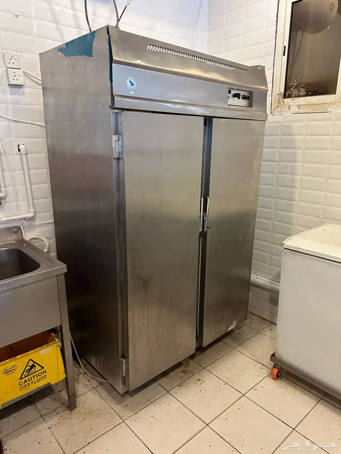 معدات مطعم مطاعم مستعمله و ادوات ثلاجه شاورما 11