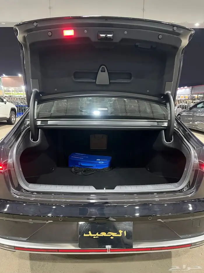 هيونداي ازيرا 2025 7