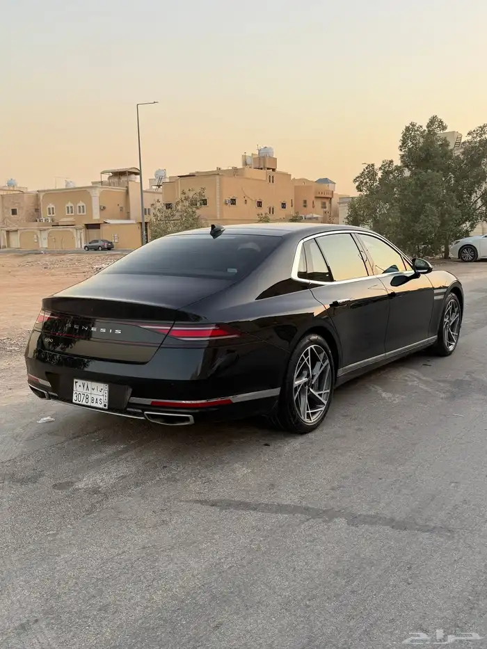 جنسس G90 مديل 2023 وكالة 4