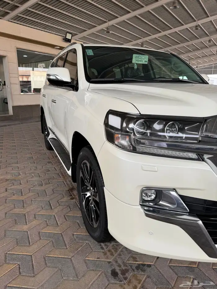 تويوتا لاندكروزر جي اكس أر تورينق سعودي رقم 4 موديل 2021 8