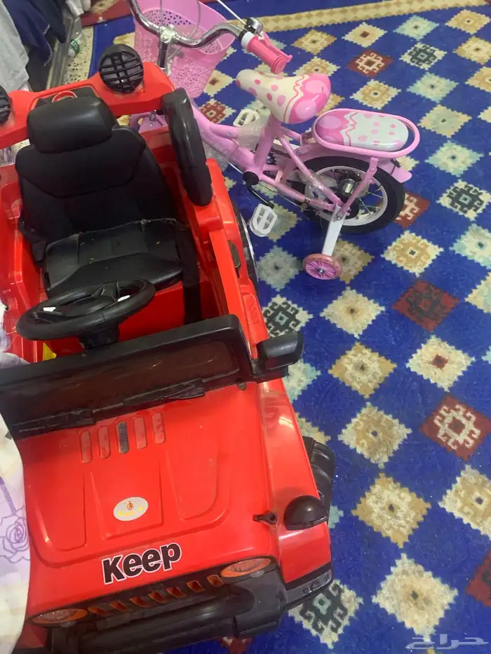 سيارة اطفال كهربائية بالربموت والشاحن حجم كبير 0