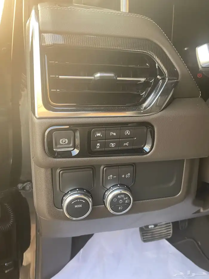 جي ام سي يوكون اليفيشن 2025 6