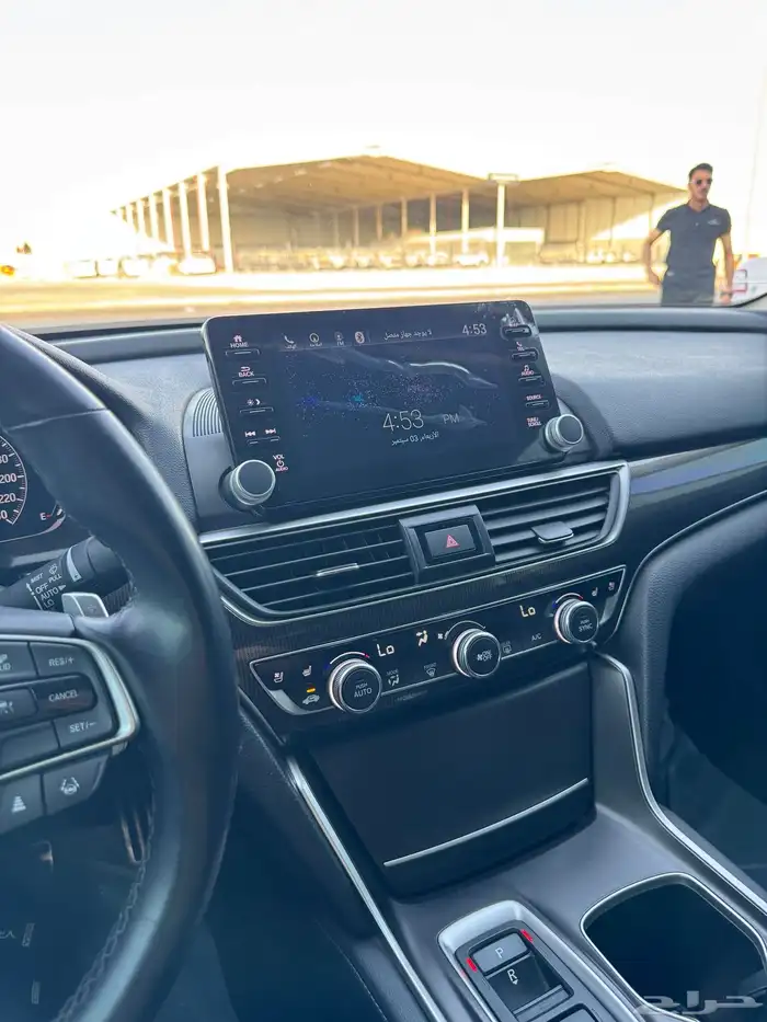 للبيع هوندا اكورد 2022 - فل كامل - محرك 2.0 11