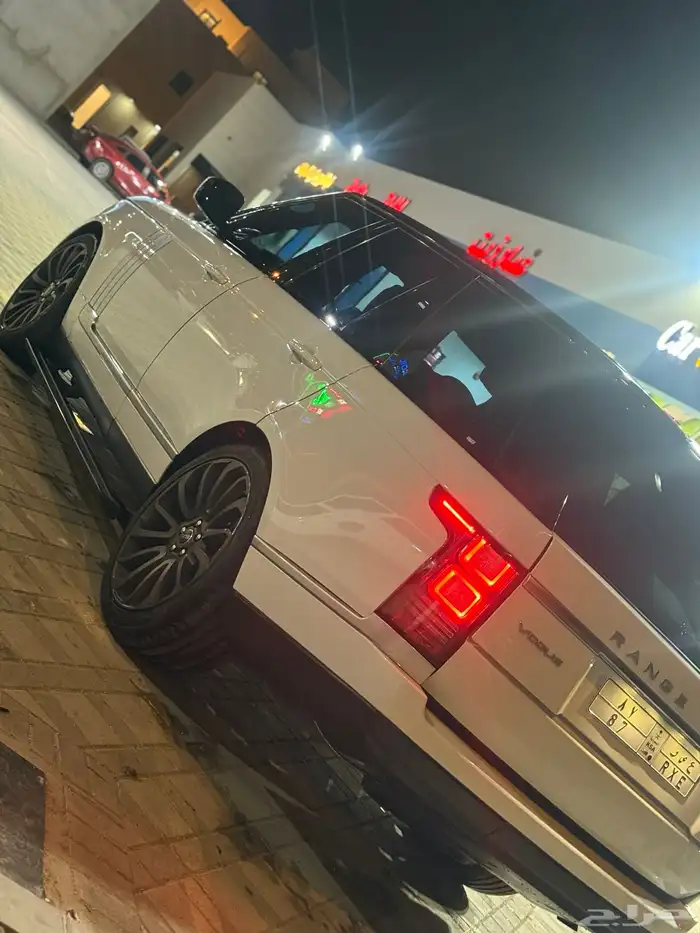 رنج روبر 8 سلندر 2016 سوبر تشارج تحمل لوحه مميزة ونادرة 1