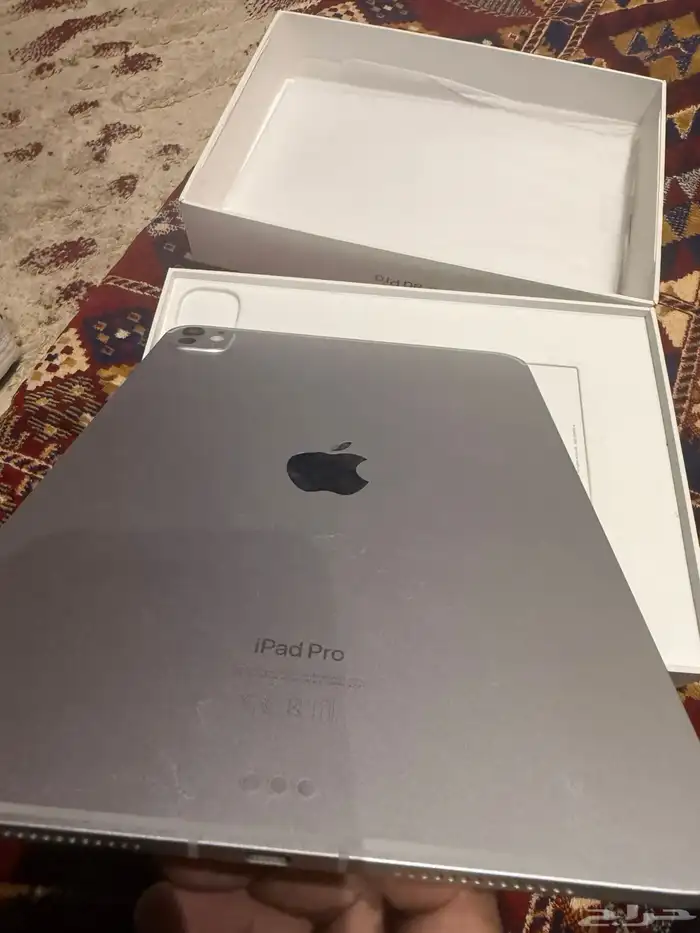 ايباد M4 فضي واي فاي وشريحة 11 إنش256 1