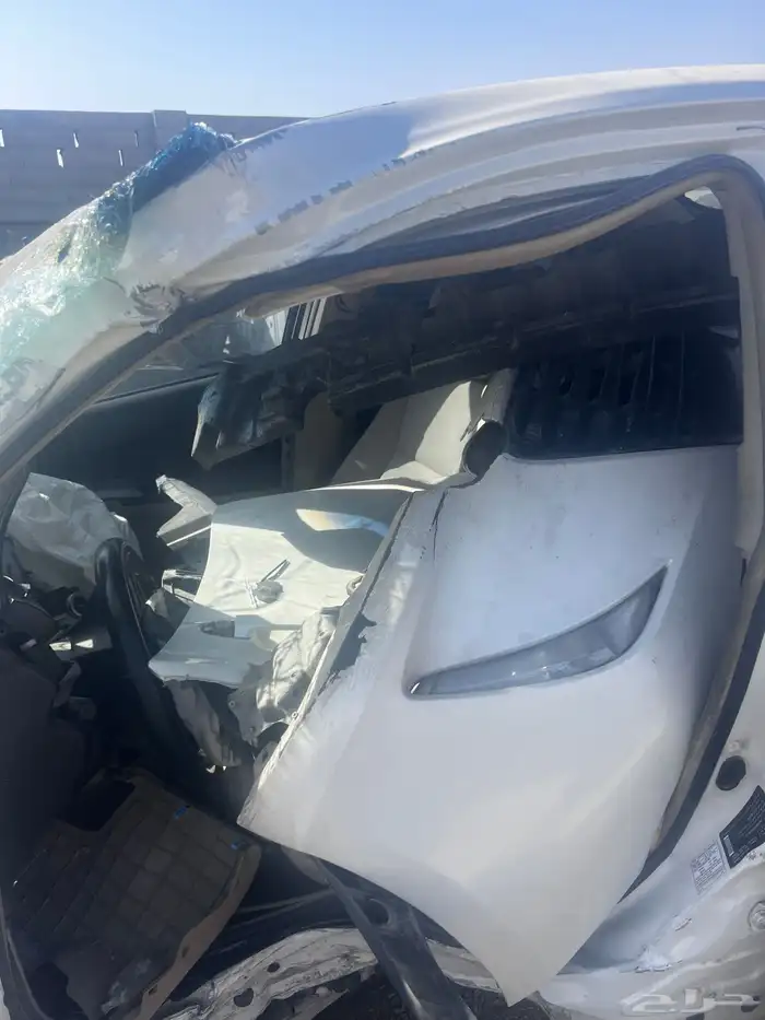 كامري 2016 GL قطع غيار فقط 4