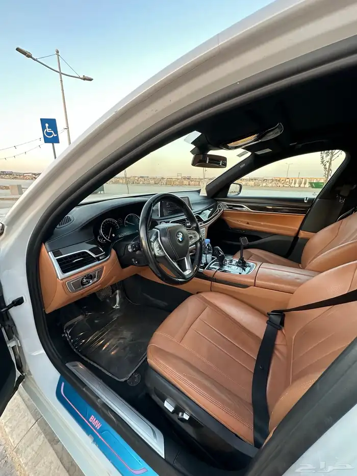 BMW 2019 730 ثاني مالك 12