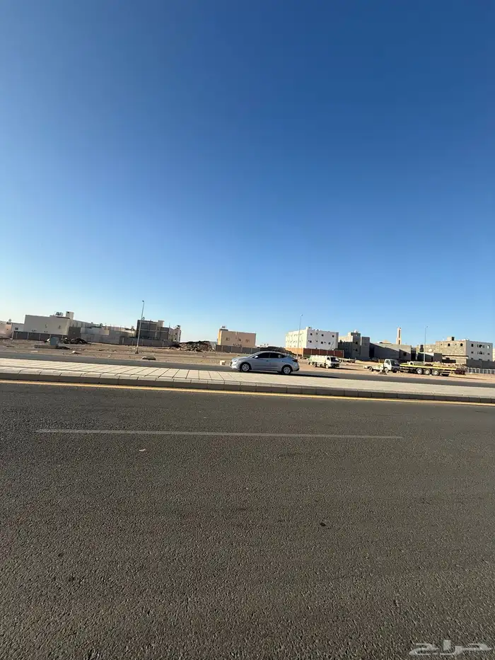 للبيع ارض تجارية في مخطط النبلاء م660 خلف خلاف بعد محطة نفط 4