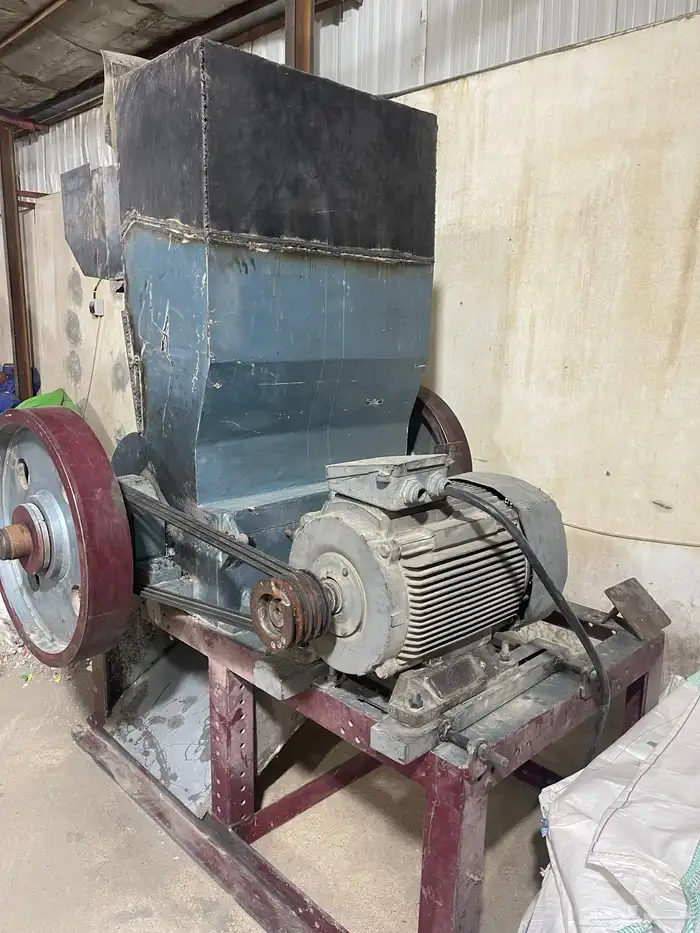 ماكينه جرش وناقل كهربائي 2