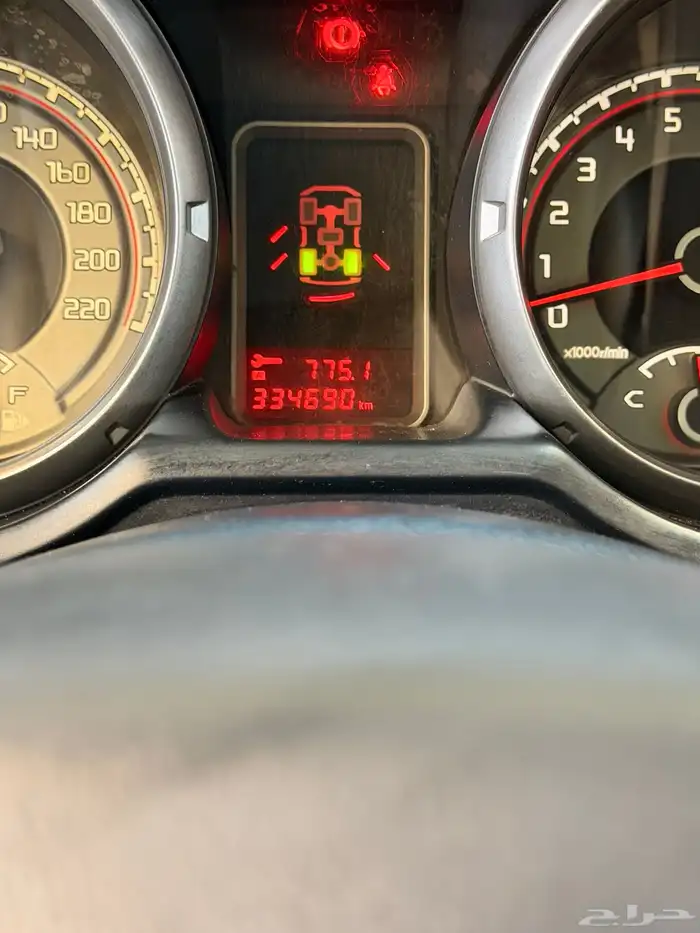 للبيع جيب باجيرو 2015 19