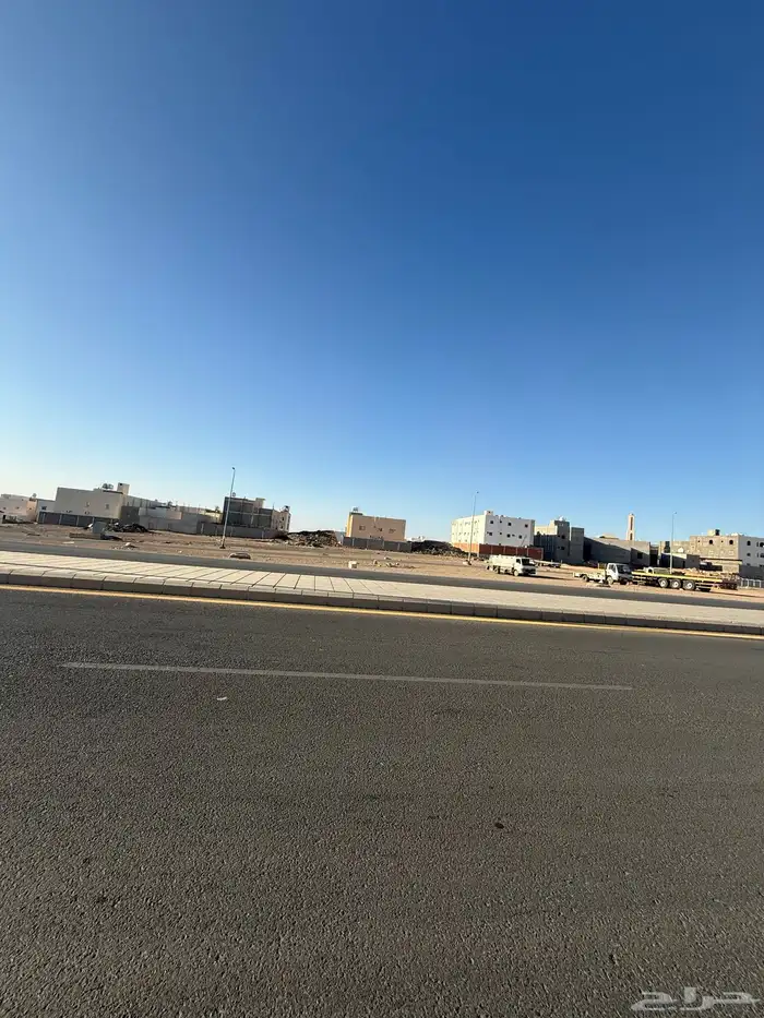 للبيع ارض تجارية في مخطط النبلاء م660 خلف خلاف بعد محطة نفط 12