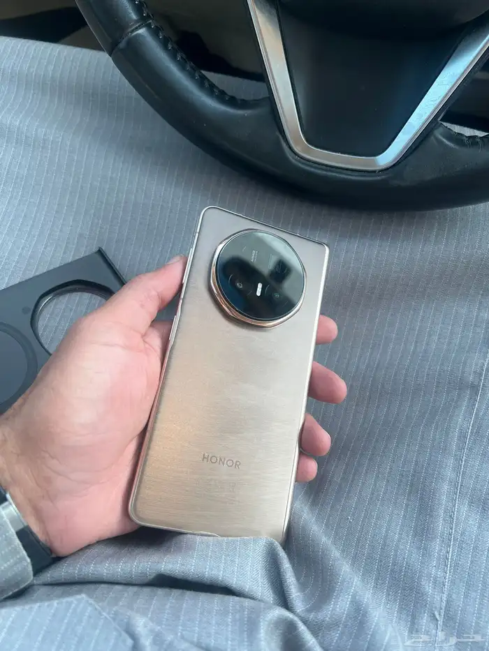 جوال هونر ماجيك 5 و جميع ملحقاته مع الهدايا 2