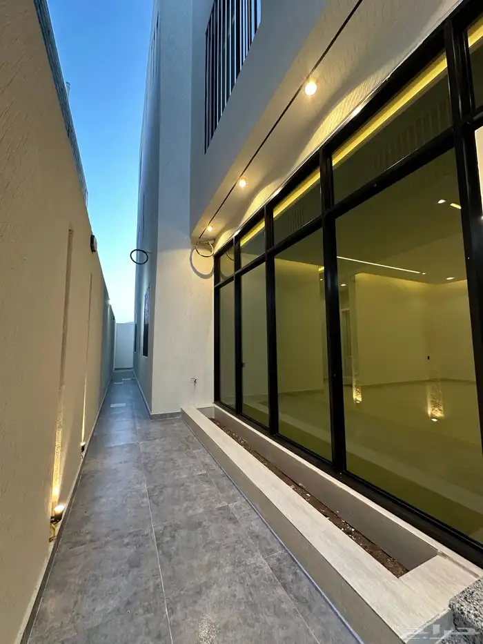 للبيع شقق ارضيه بمدخل سياره مستقل بأحد رفيده 5