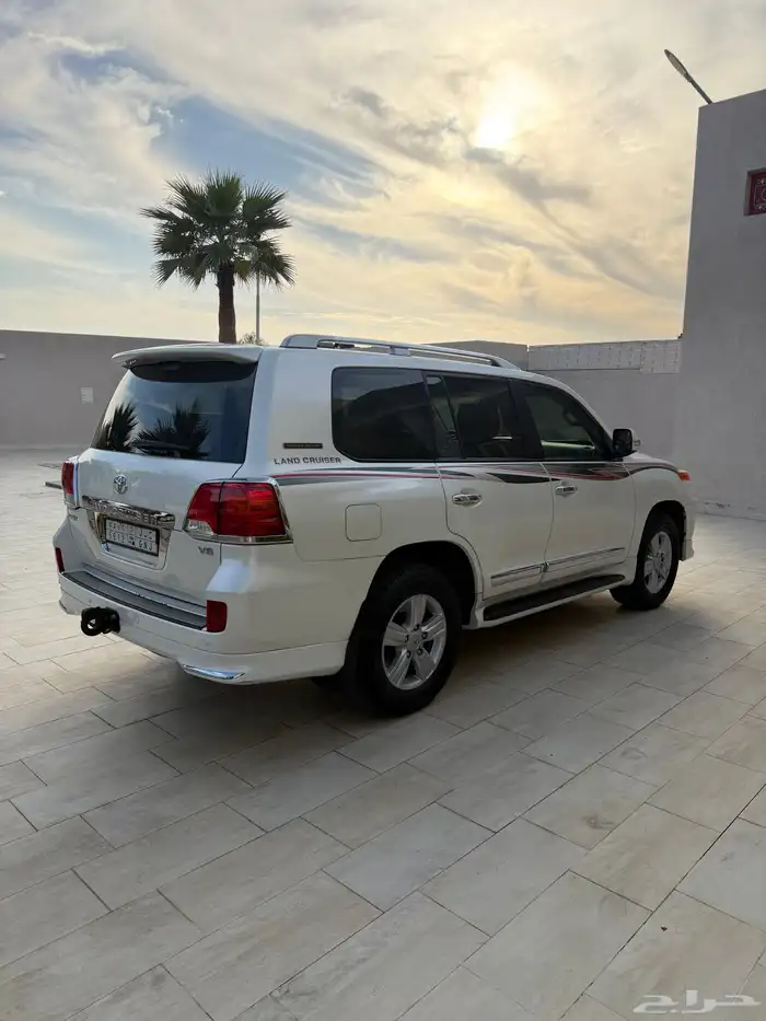 لاندكروزر جكسار 2015 بريمي 8 سرندل ممشى قليل 5
