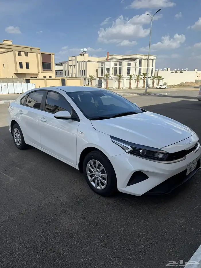 للتنازل كيا سيراتو 2024 استاندر مخزنه بحالة الوكالة 2