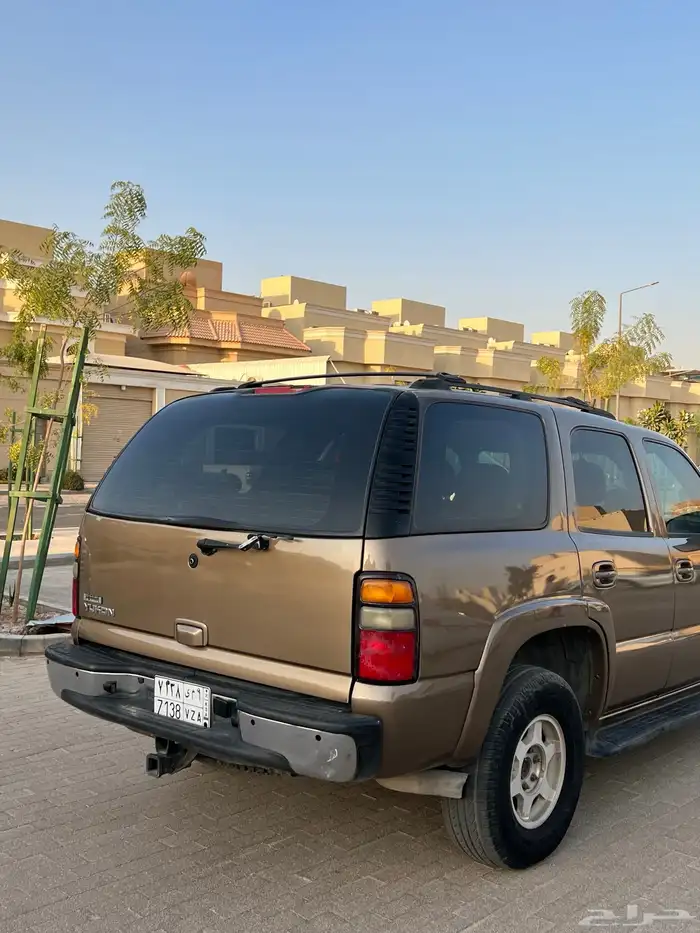 يوكن 2004 نص فل دبل للبيع 6