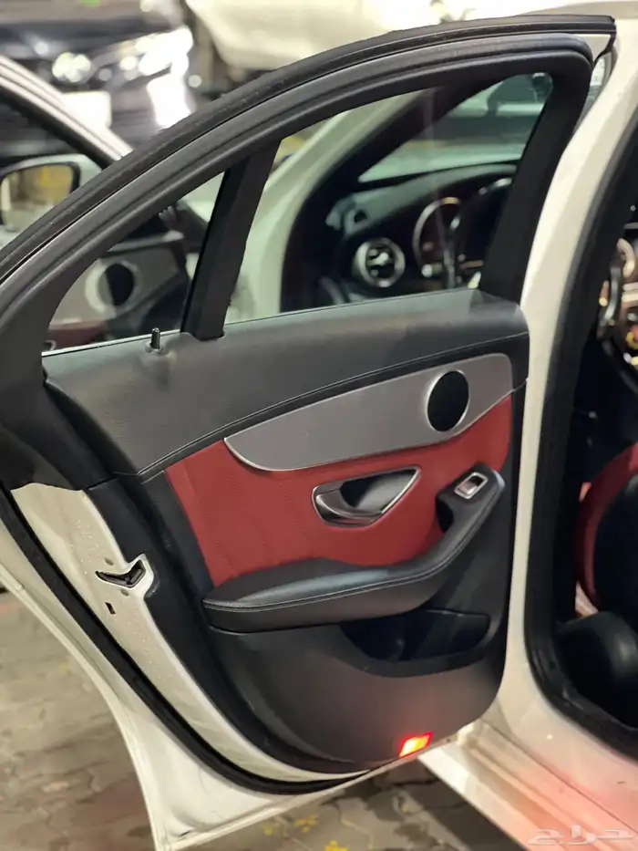 مرسيدس C200 24