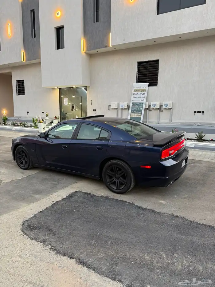 دودج تشارجر 8 سلندر 9