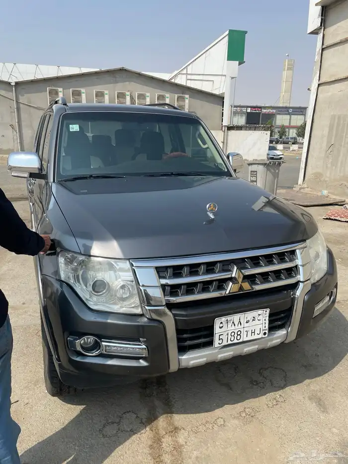 ميتسوبيشي باجيرو 1