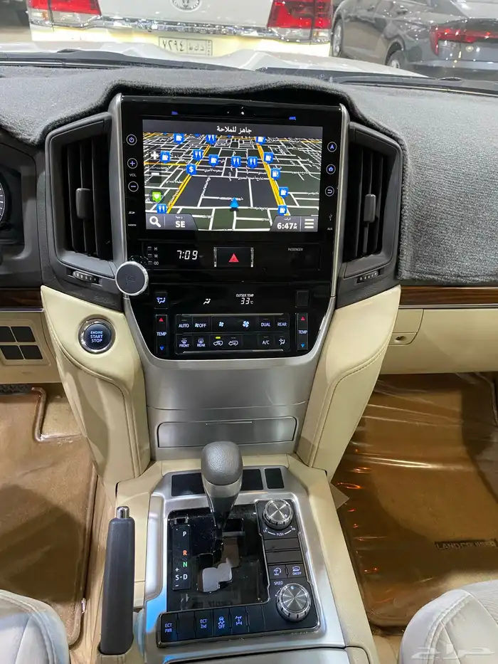 للبيع جيب جي اكس ار 2017 فل كامل عبداللطيف عداد 95 الف 20