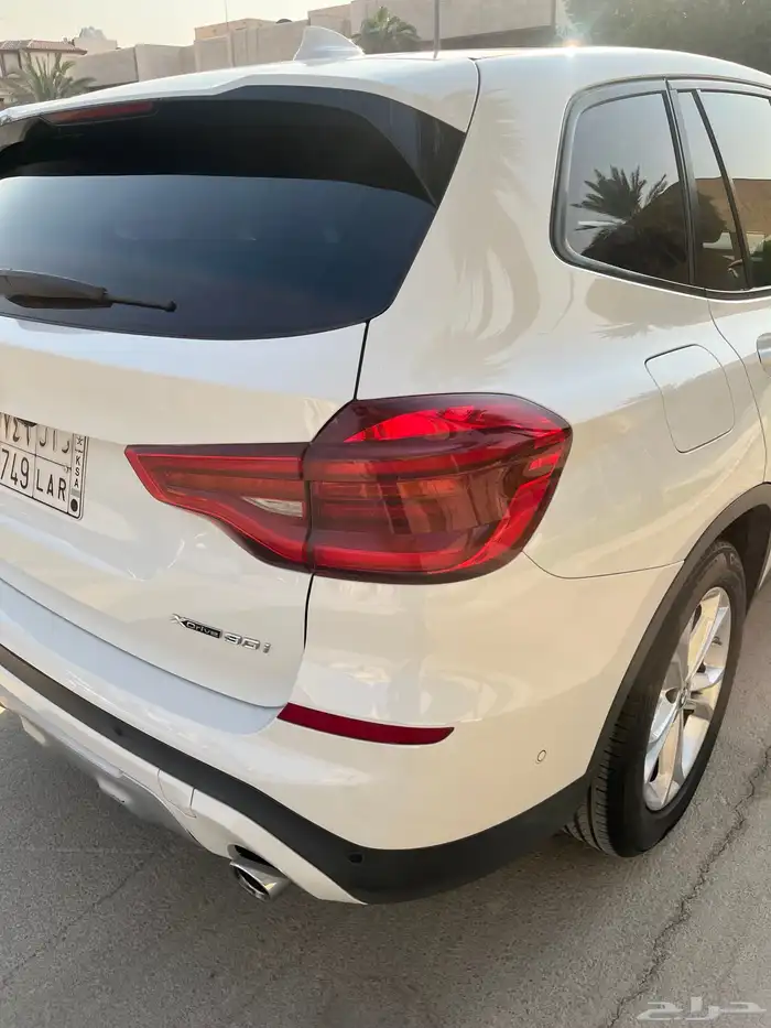 BMW X3 xdrive 9