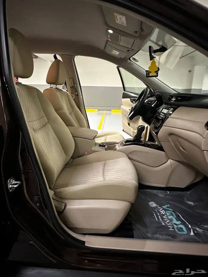 نوع السيارة 2021 اكس تريل 7 مقاعد دبل 13