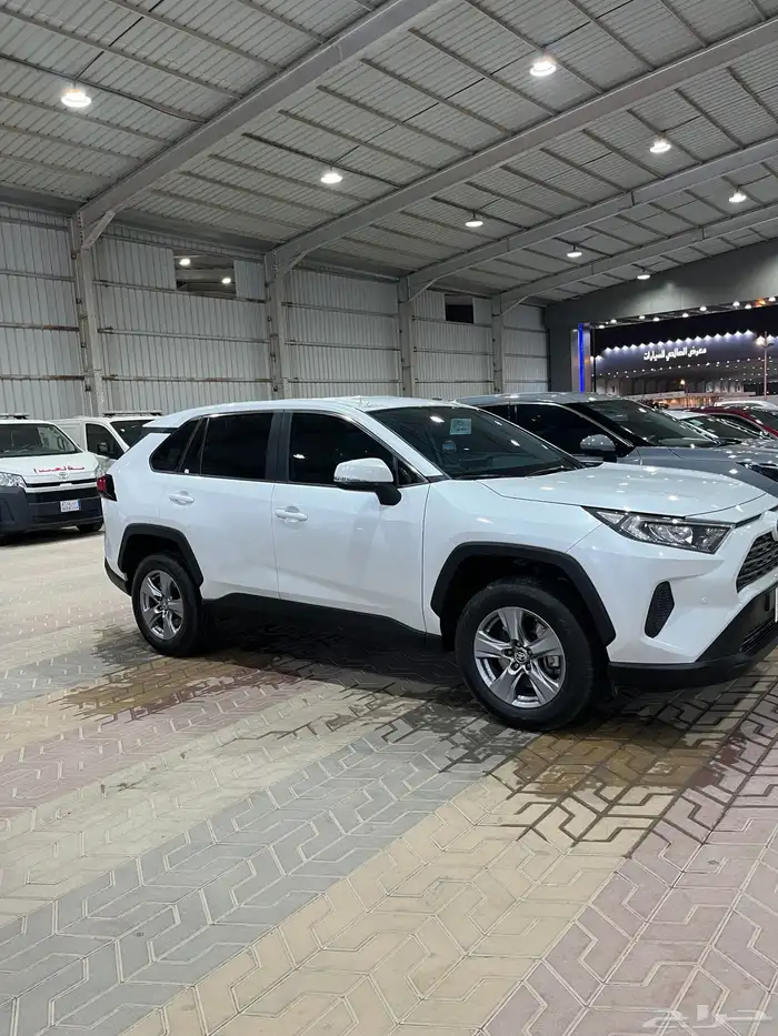 راف فور 2025 دفع رباعي ممشى قليل 1