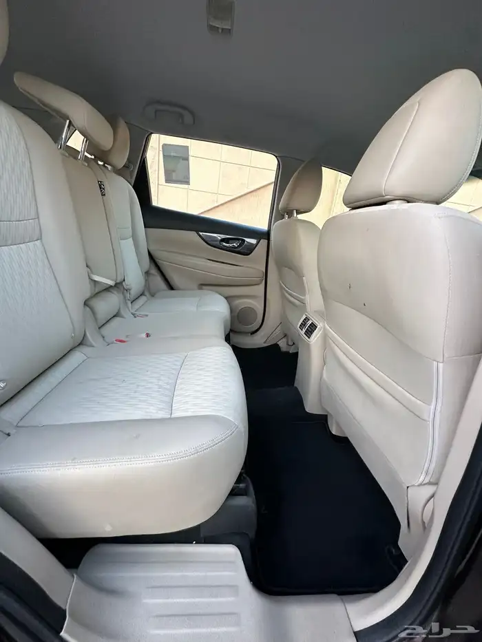 نيسان اكس تريل 2020 نص فل نظيف للبيع 11