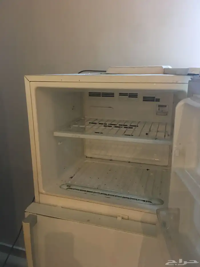 للبيع ثلاجة LG. 1