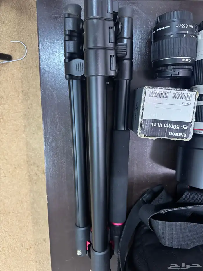 كاميرا كانون بكامل اغراضها 6