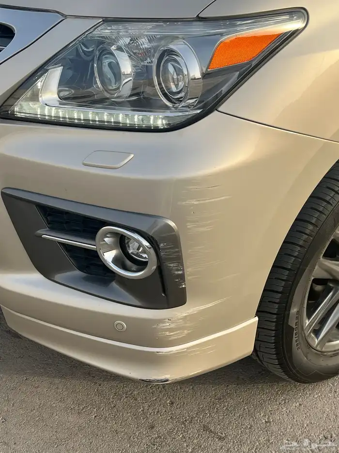 لكزس LX 570 DD 2015 مع لوحة مميزة 8
