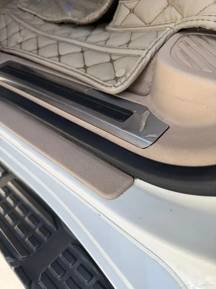 لاندكروزر جكسار 2015 بريمي 8 سرندل ممشى قليل 31