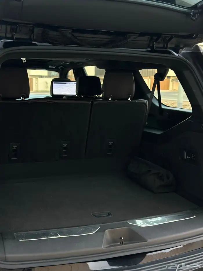 اسكاليد 2021 بلاتينيوم (أعلى فئه) 29