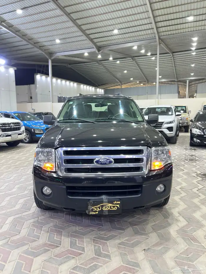 فورد اكسبديشن 2014 بدون بدل سعودي ماشي 130 ميل 0