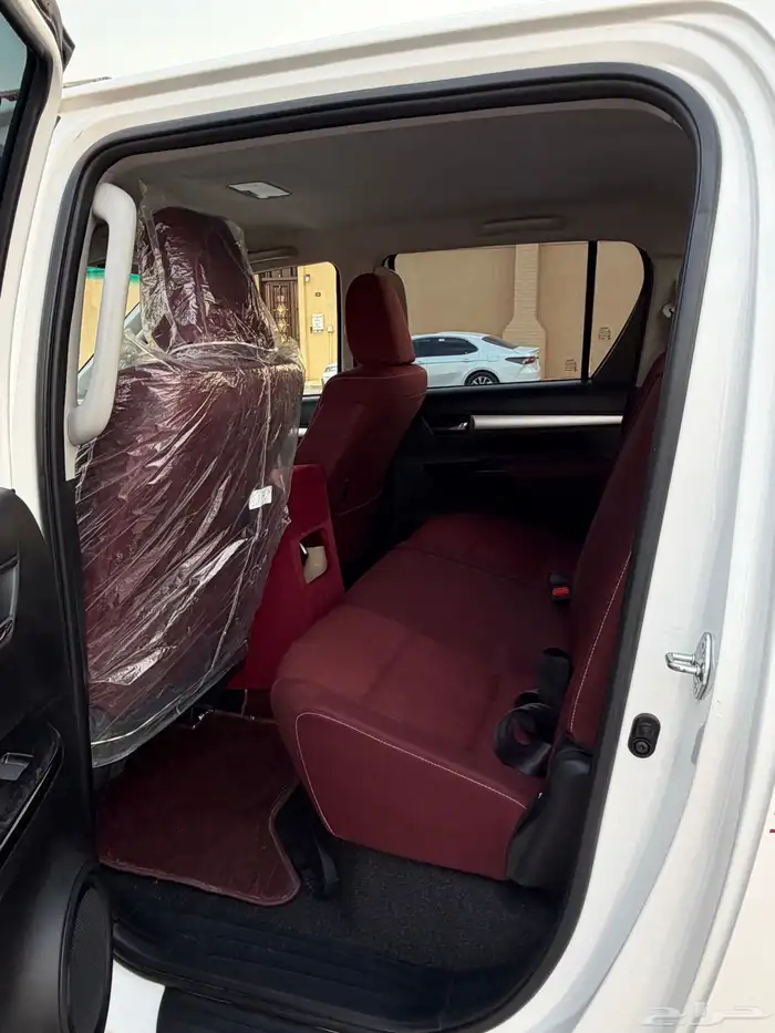 هايلوكس 2022 دبل بنزين وكالة 8