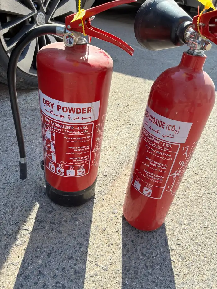 لابتوب ايسر مع طفاية حريق واسعافات اولية الموصفات بصور 0