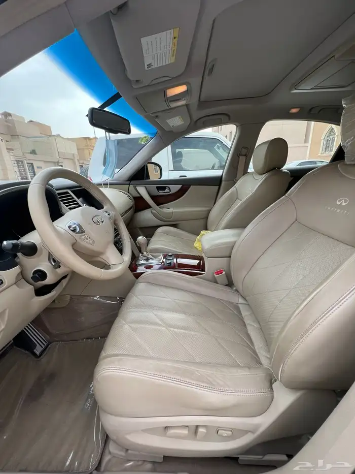 انفينتي fx37 2013 8